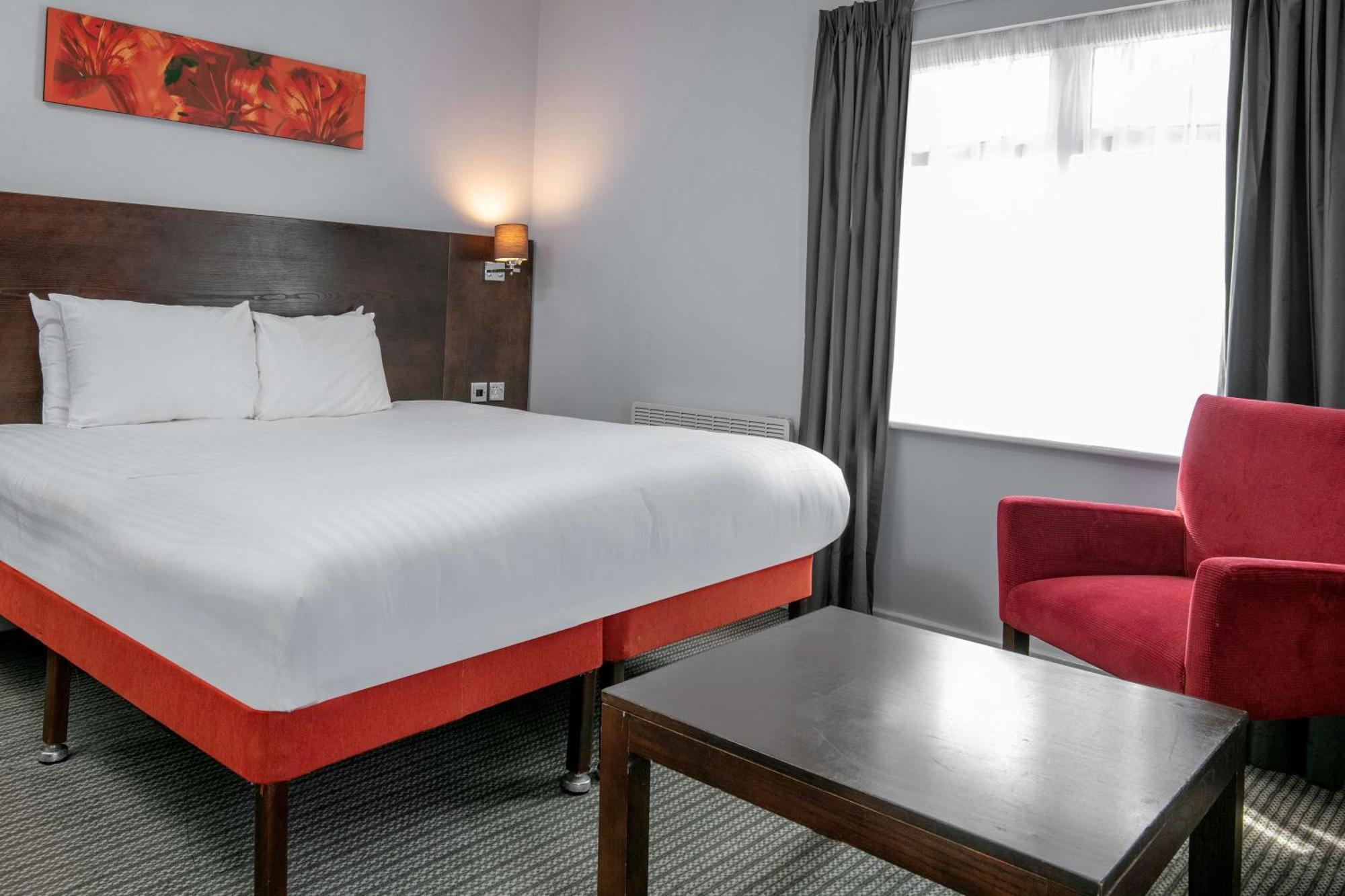 The Stuart Hotel, Sure Hotel Collection By Best Western Дарби Екстериор снимка