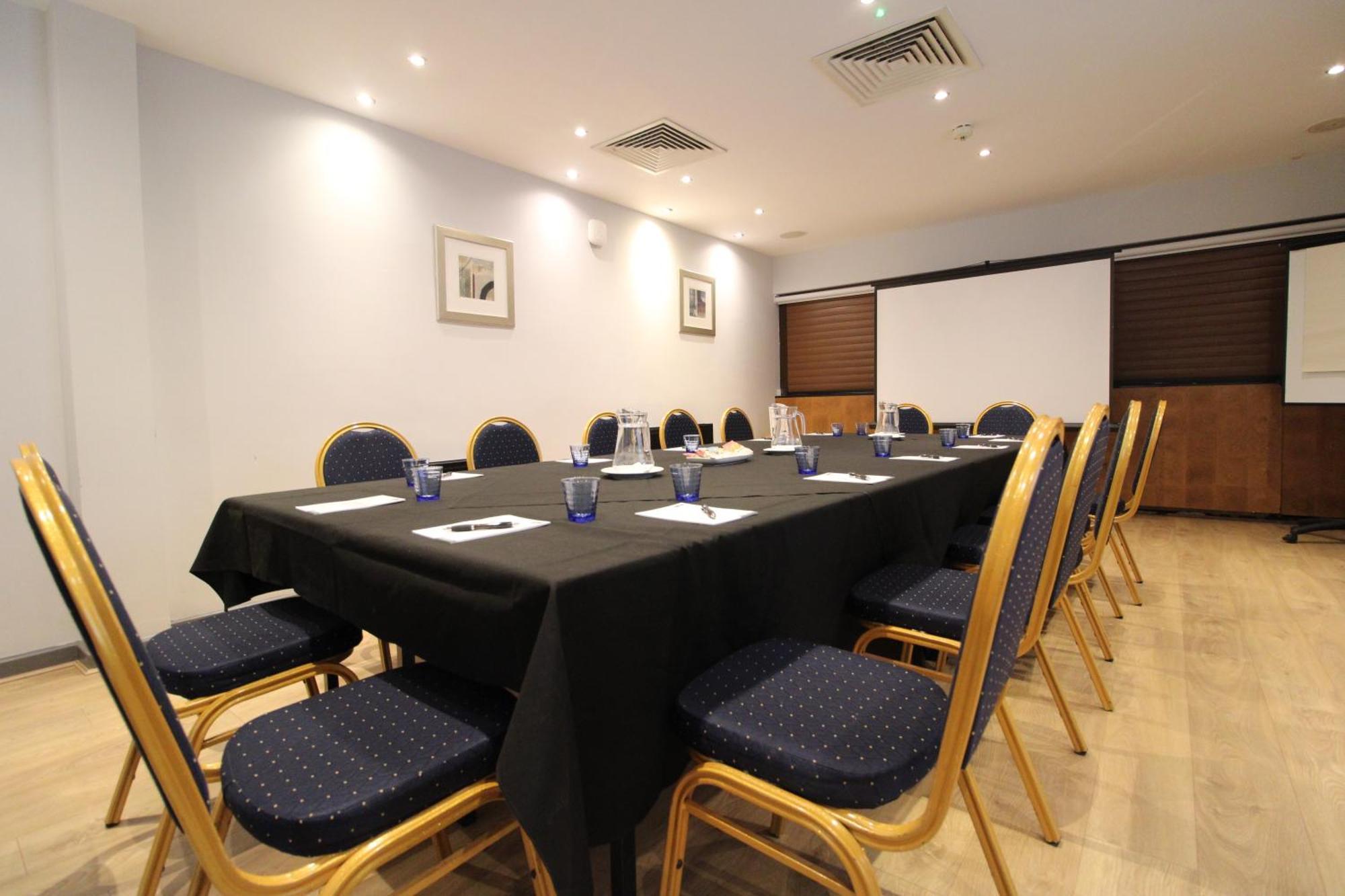The Stuart Hotel, Sure Hotel Collection By Best Western Дарби Екстериор снимка